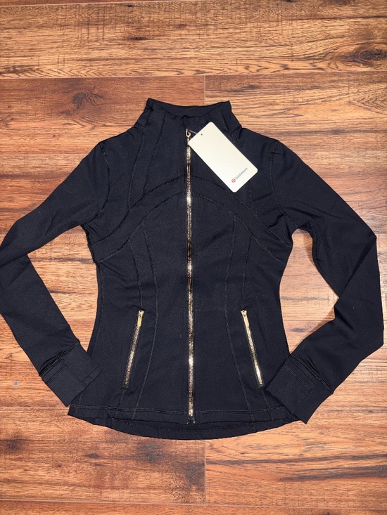 lululemon athletica Jackets & Blazers - Lulu Define Jacket Luon, Size 6, Color Black, Zipper Gold